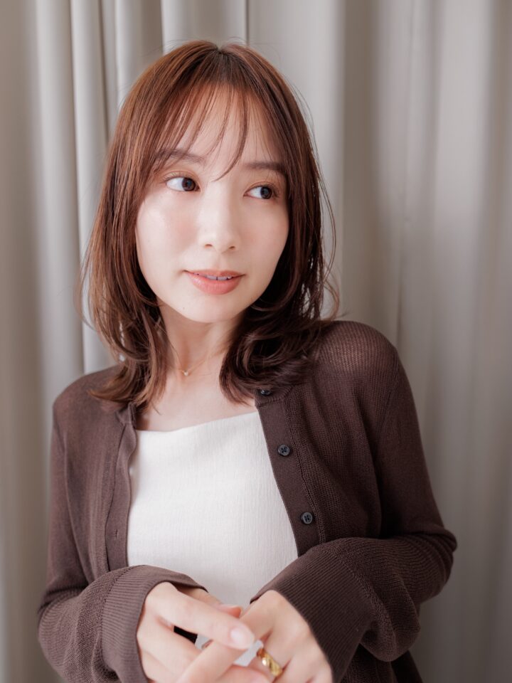 大人可愛いシースルーバングミディアム20代30代