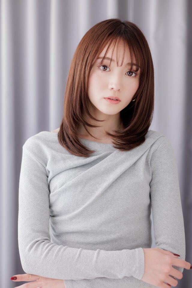 大人可愛いストレートミディアム20代30代